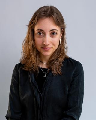 Portraitfoto von Celine Wiedenhofer